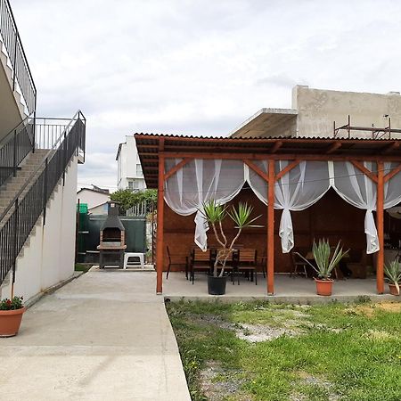 Отель Casa Orhideea Костинешти Экстерьер фото